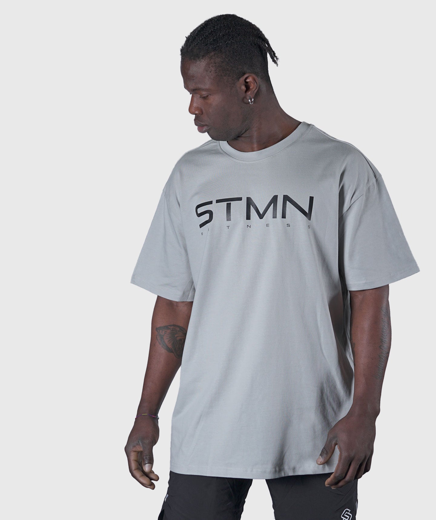 <tc>T-shirt</tc> &quot;LOGO&quot; Loose-Fit Cement Unisex