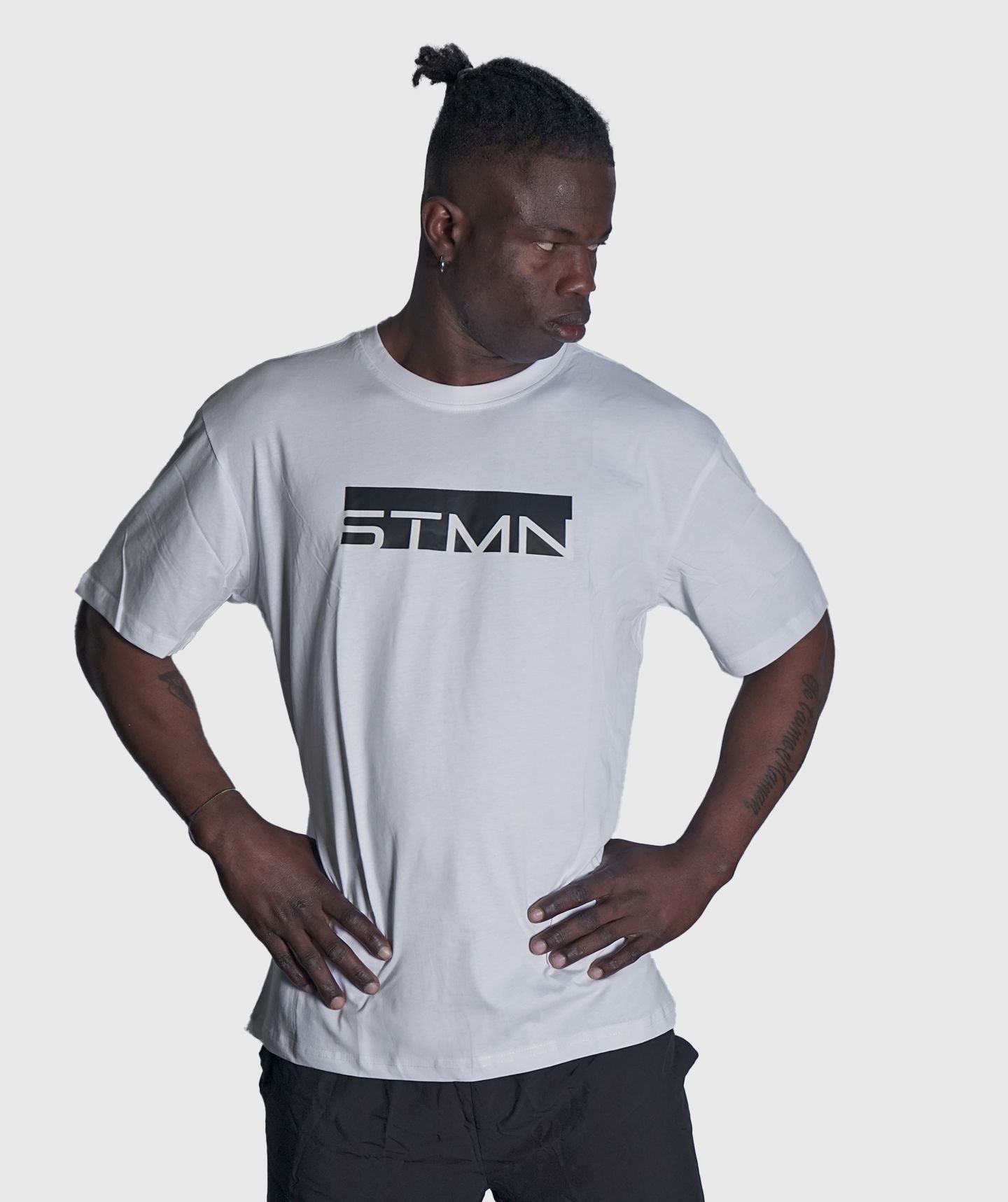<tc>T-shirt</tc> Competitor <tc>Man</tc> White