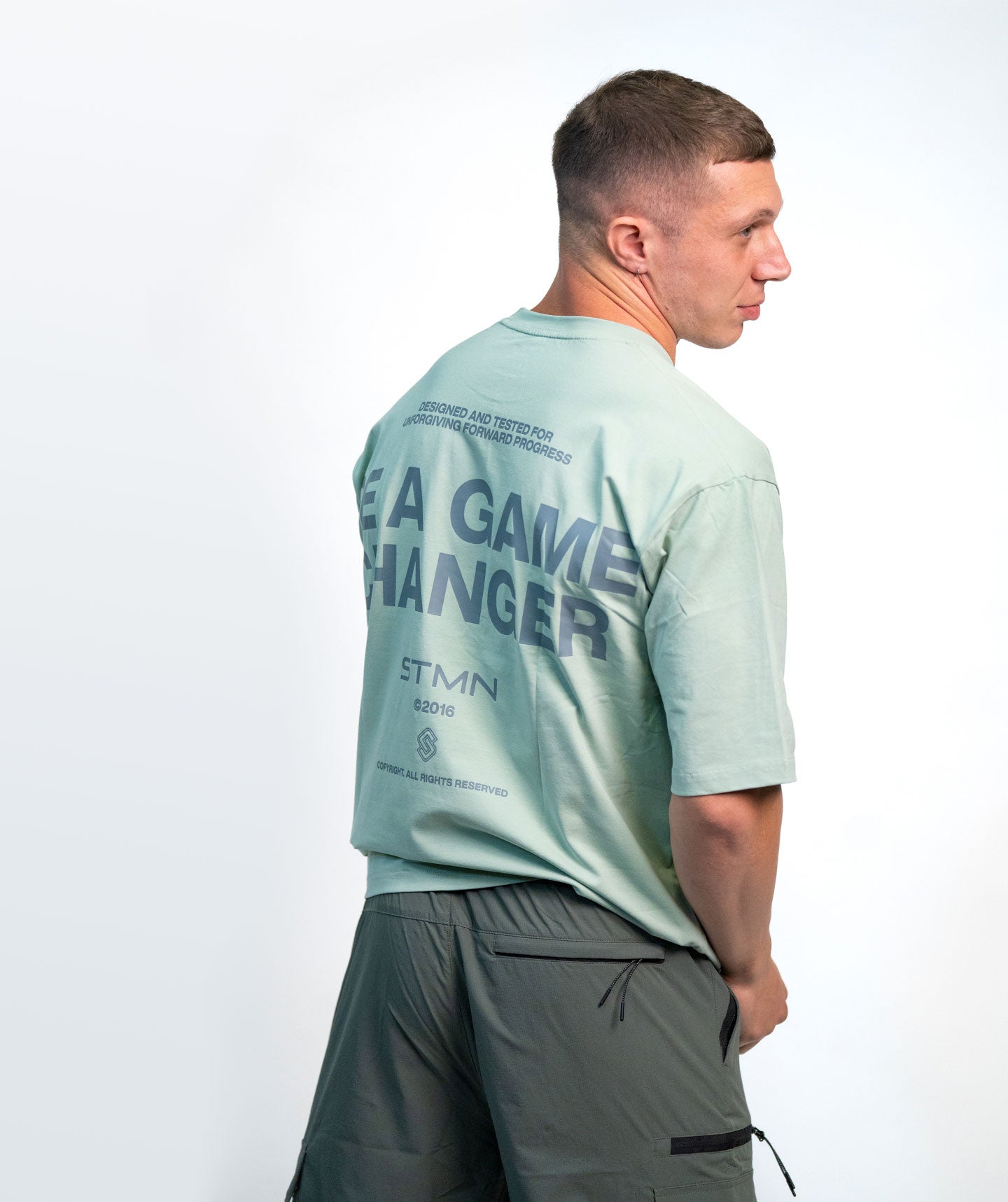 "BE A GAME CHANGER" Loose-Fit Tee SOLID Arctic Rush Unisex