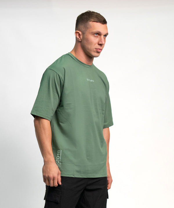 "BE A GAME CHANGER" Loose-Fit Tee SOLID Deep Core Unisex - STMN Fitness