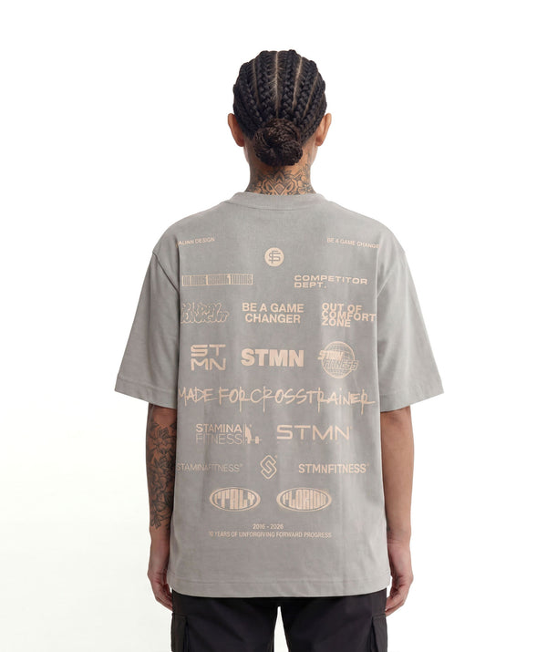 PRE-ORDER "10TH ANNIVERSARY" Loose-Fit Tee Salvia / Dusty Rose Unisex - STMN Fitness
